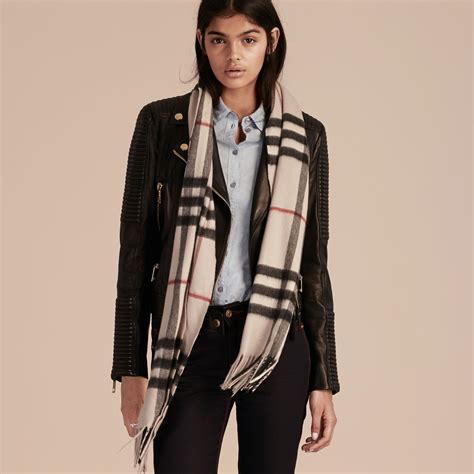 burberry scarf women|burberry scarf 50 cashmere wool.